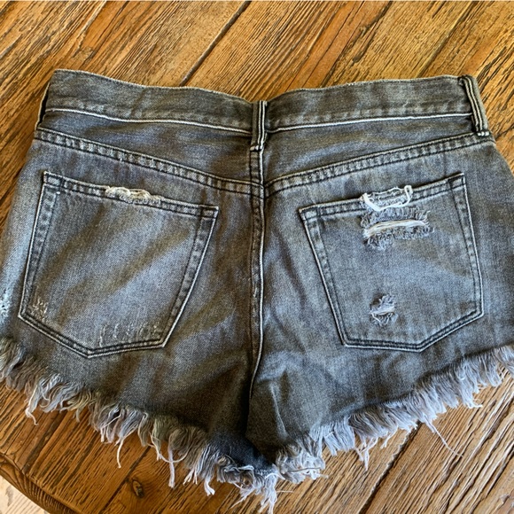 Free People Distressed Denim Shorts Size 27 with Button Fly - Picture 2 of 5